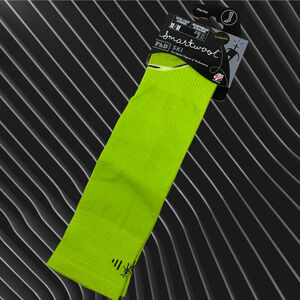 NEW Smartwool PhD Ski Socks Light Cushion Sz M Over The Calf Neon Green NWT